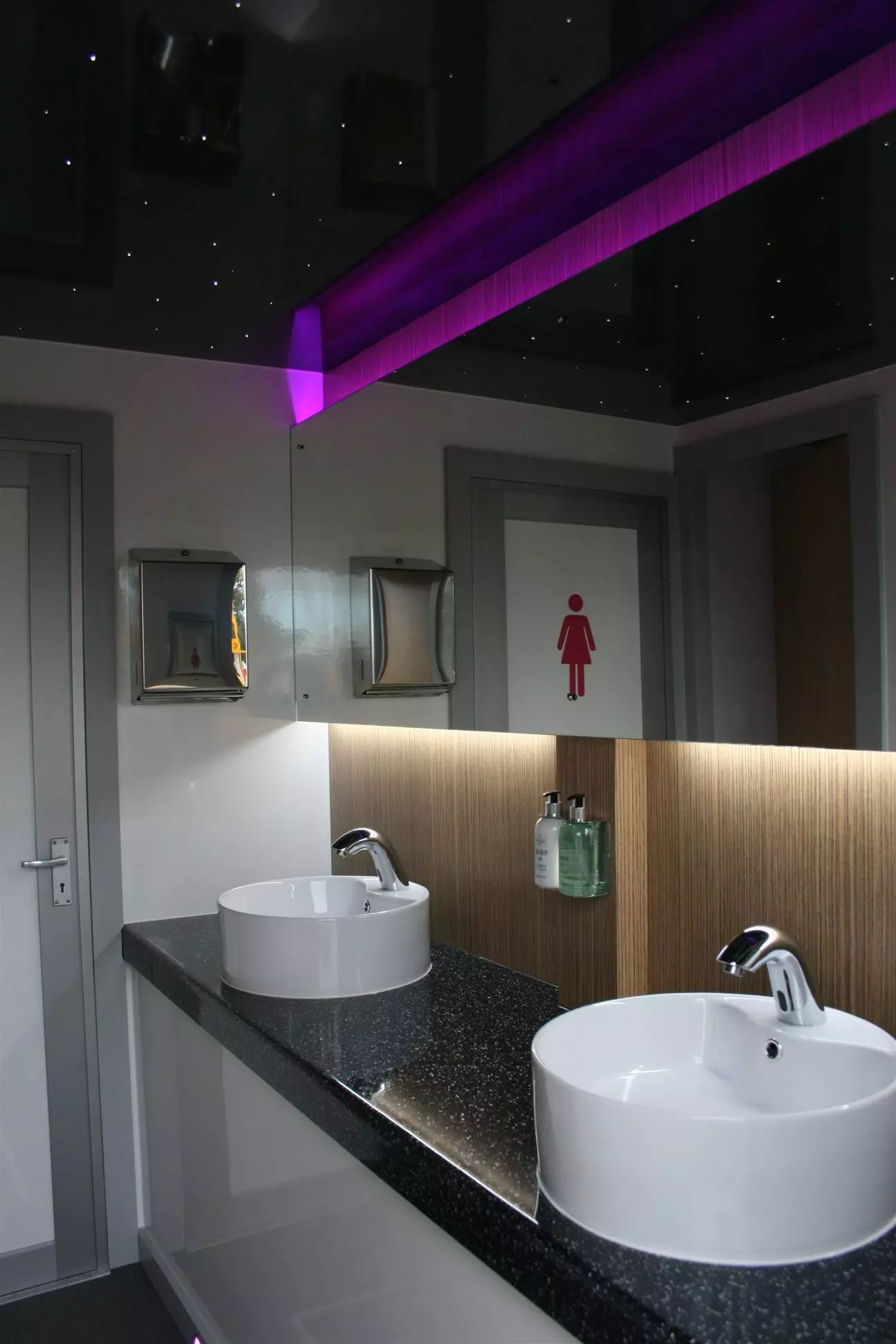 Thinking about Hiring Luxury Loos | Luxury Toilet Hire Sussex
